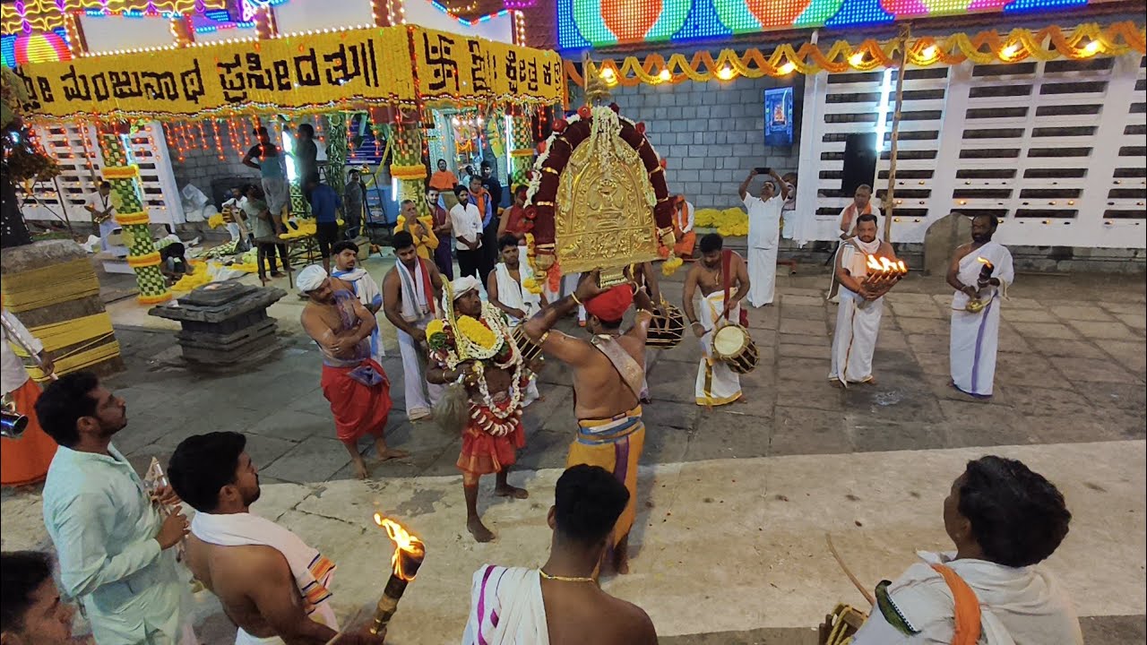  Kadri manjunatha temple Mangalore |ಕದ್ರಿ ಮಂಜುನಾಥ ದೇವಸ್ಥಾನ I  ದೀಪದ ಬಲಿ|ಚೆಂಡೆ ಸುತ್ತು 