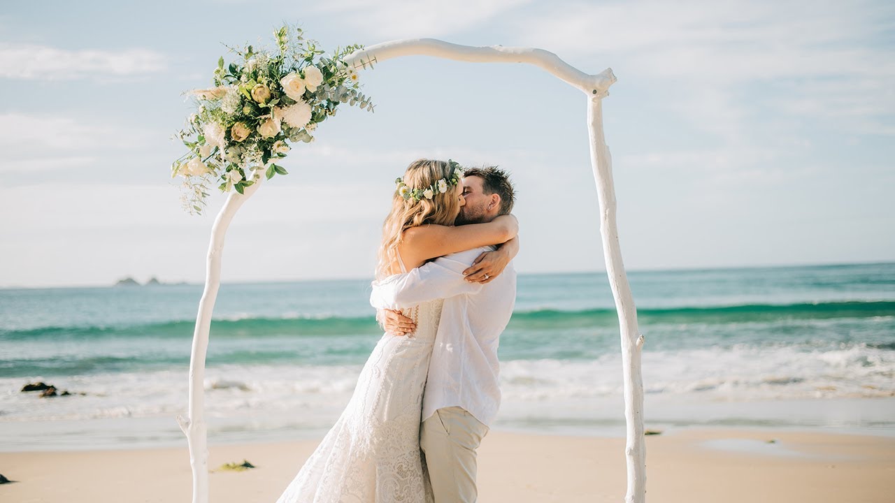 Watego's Beach Elopement - Jenna & Jake - Byron Bay Wedding