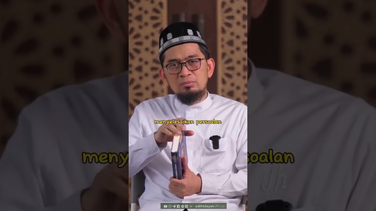 MANFAAT MEMBACA AL QUR'AN | Ustadz Adi Hidayat, LC.,M.A.