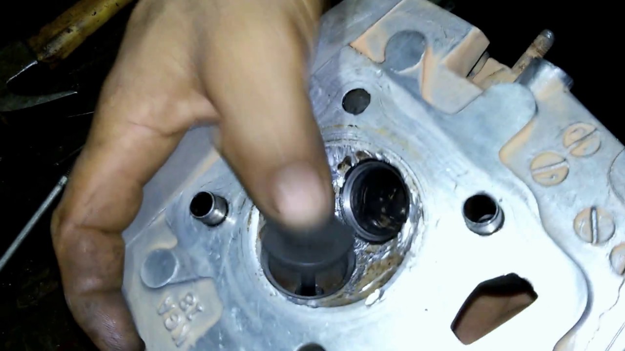 Como trocar guia de válvulas de Moto sem quebrar. YouTube Como trocar guia de válvulas de Moto sem quebrar. YouTube