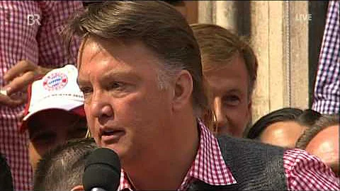 Van Gaal Rede auf der Meisterfeier des FC Bayern Mnchen am 9. Mai 2010