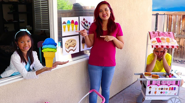 Wendy finge jugar heladería | Tienda de Helados para NIÑOS | Pretend Play ice cream shop