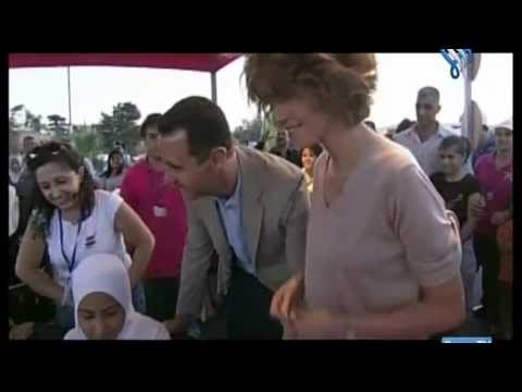 يا أسد ما بتنحني حامل سورية بعينيك
