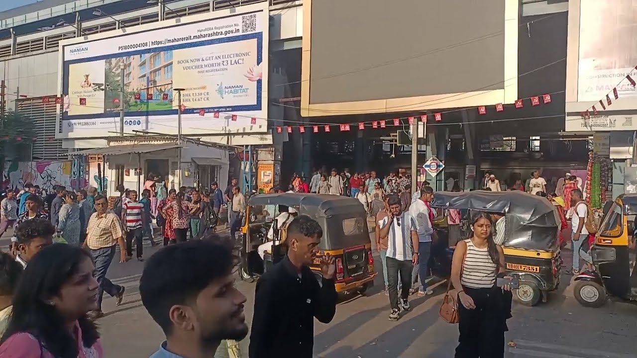 बघा अंधेरी रेलवे स्टेशन। Andheri Mumbai Railway Station