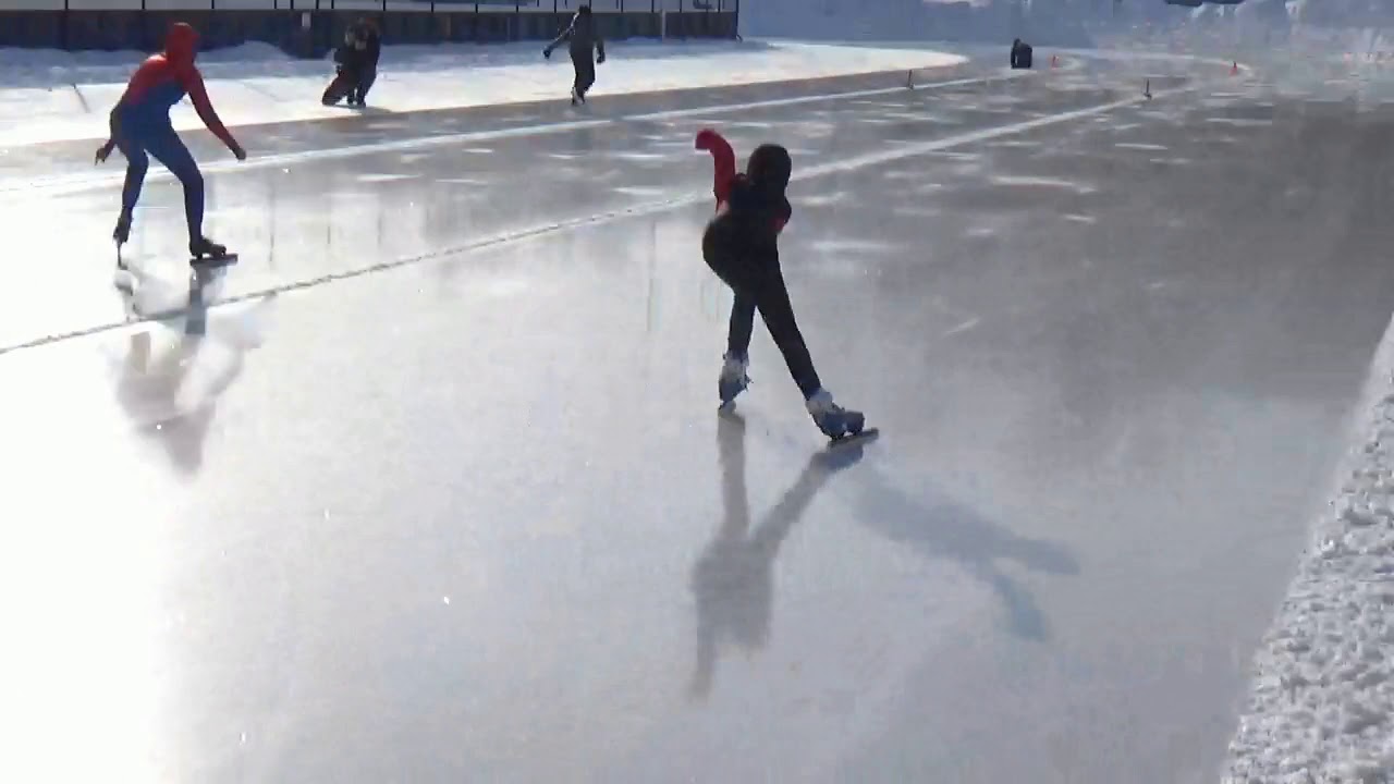 Спорт настя. 2 Юношеский разряд конькобежный спорт. Конькобежный спорт Челябинск для детей. 500 Метров конькобежный спорт мировой рекорд. Юношеский разряд 100м конькобежный спорт.