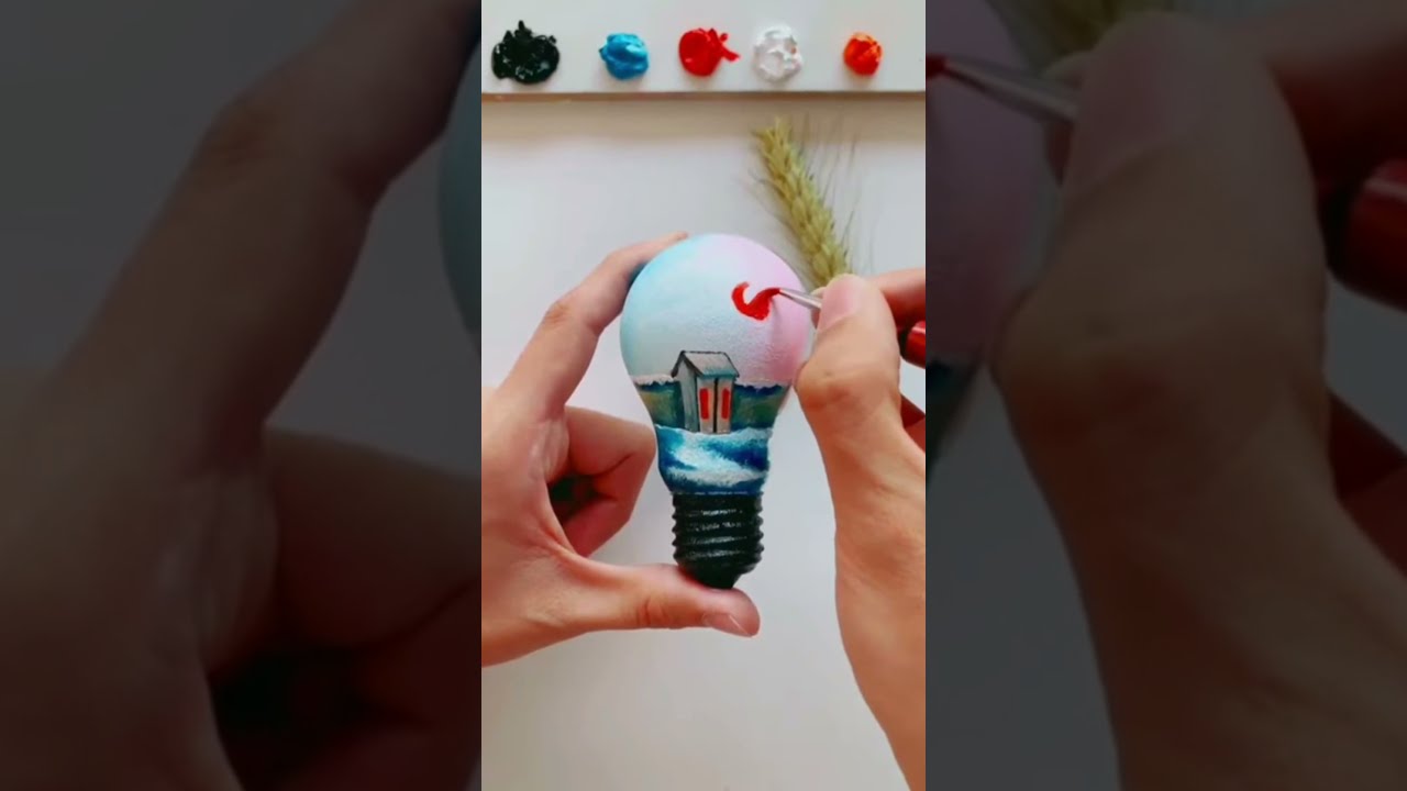 Awesome PAINTING ART IDEA on Light Bulb | Just V Creative | 