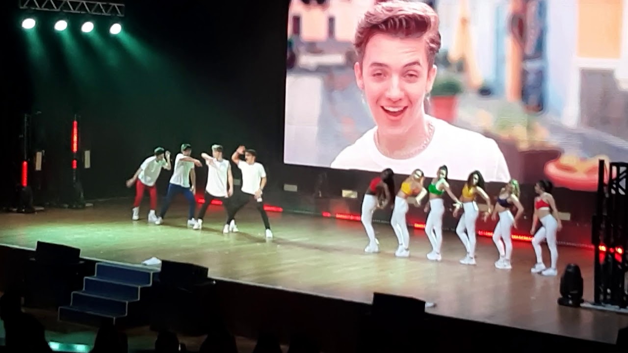 Dana/Paraná/Who you think that Love - NOW UNITED (Curitiba - 22/11/2019)