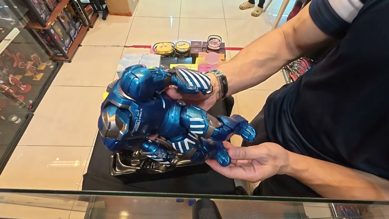 Iron Man Mark 38 Action figure 