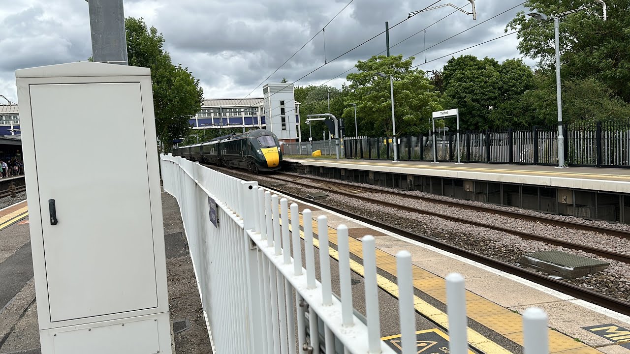 Great Western Railway and Elizabeth Line Trains at Twyford on July 1st
