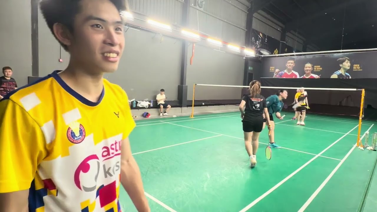 Random women doubles 