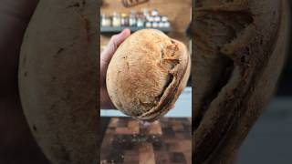 Country Bread - Amerikanisches Sauerteigbrot Rezept in den Kommentaren