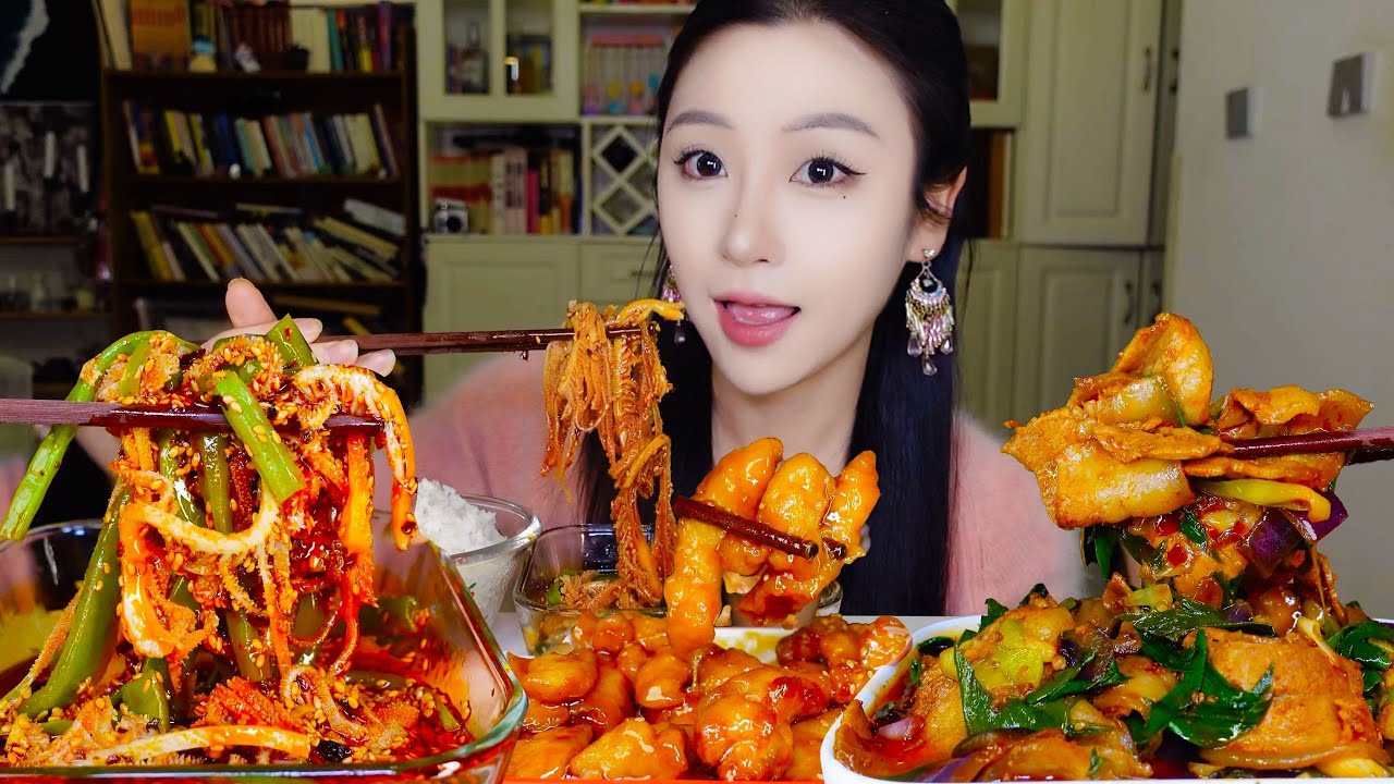 跨年了给自己做顿好吃的！大刀回锅肉、红油千层肚、糖醋里脊，家常菜管饱系列～【小果食Xiao Guo】#mukbang