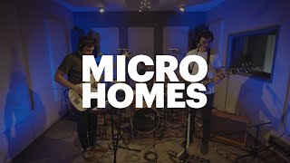 Microhomes: Núria Graham - Marjorie (Versió)