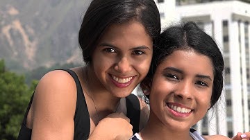 boxconnect.org: C0358 friends posing teen sisters urban happy hug.mov