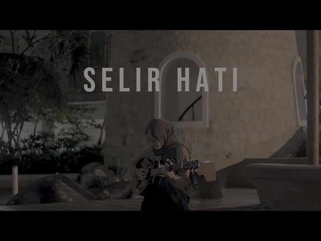 Selir Hati - T.R.I.A.D (Feby cover) class=