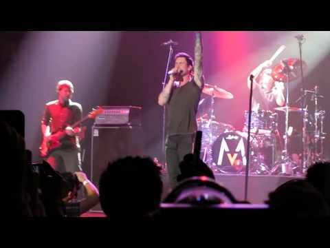 Maroon 5 Overexposed