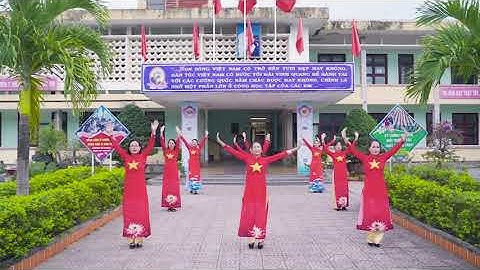 BÀI DỰ THI: SÁNG TẠO VIDEO CLIP BÀI TẬP THỂ DỤC GIỮA GIỜ - CÔNG ĐOÀN TRƯỜNG THCS LỆ NINH