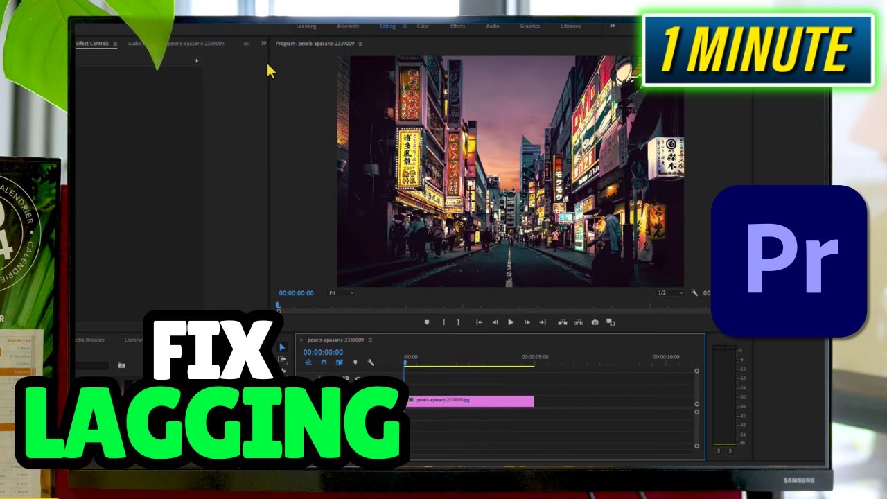 How to Fix Lag in Adobe Premiere Pro | Playback Lagging Issue - YouTube