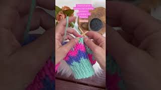 Chevron print beanie hat- pattern on Ravelry! #knit #knittingtutorial #knitting #knitbeanie