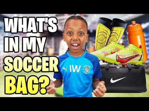 ACADEMY FOOTBALLER WHAT'S IN MY SOCCER BAG!