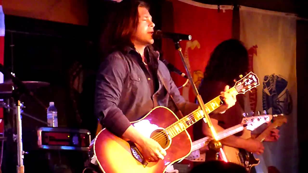 Christian Kane - Leverage chat \u0026 Thinking of You live at Duke\u0026#39;s - YouTube