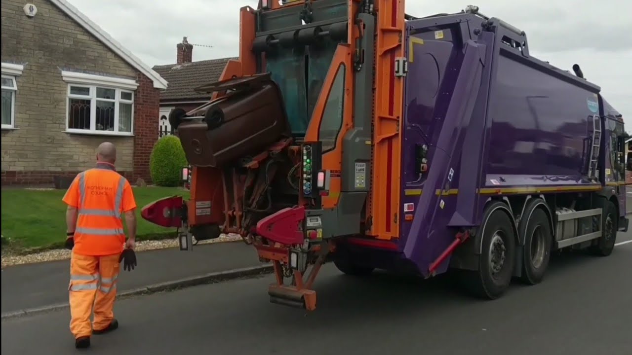 Bin Lorry Fails Funny Moments Compalition YouTube Bin Lorry Fails Funny Moments Compalition YouTube