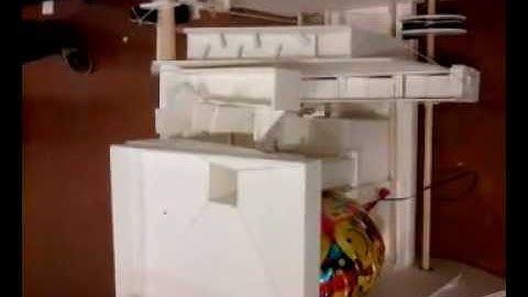 Stanford ME101 DP2 Project Fall 2011 - Dancing Juggling Wonder Machine