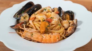 Spaghetti with seafood, the original Italian recipe (with subtitles in your language)