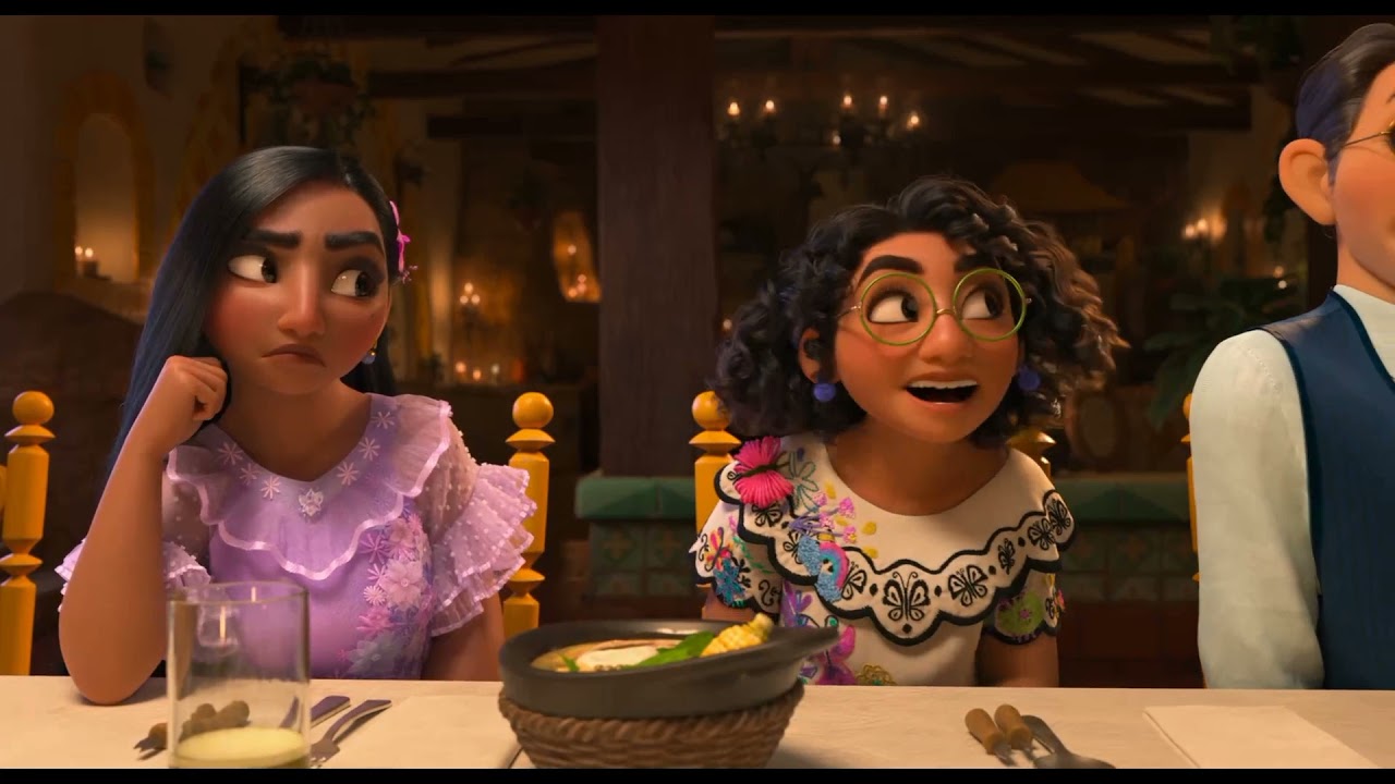 Isabela Madrigal escenas [parte 1] - 