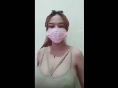 Live hot cewe pake masker goyang pamer keindahan no bra