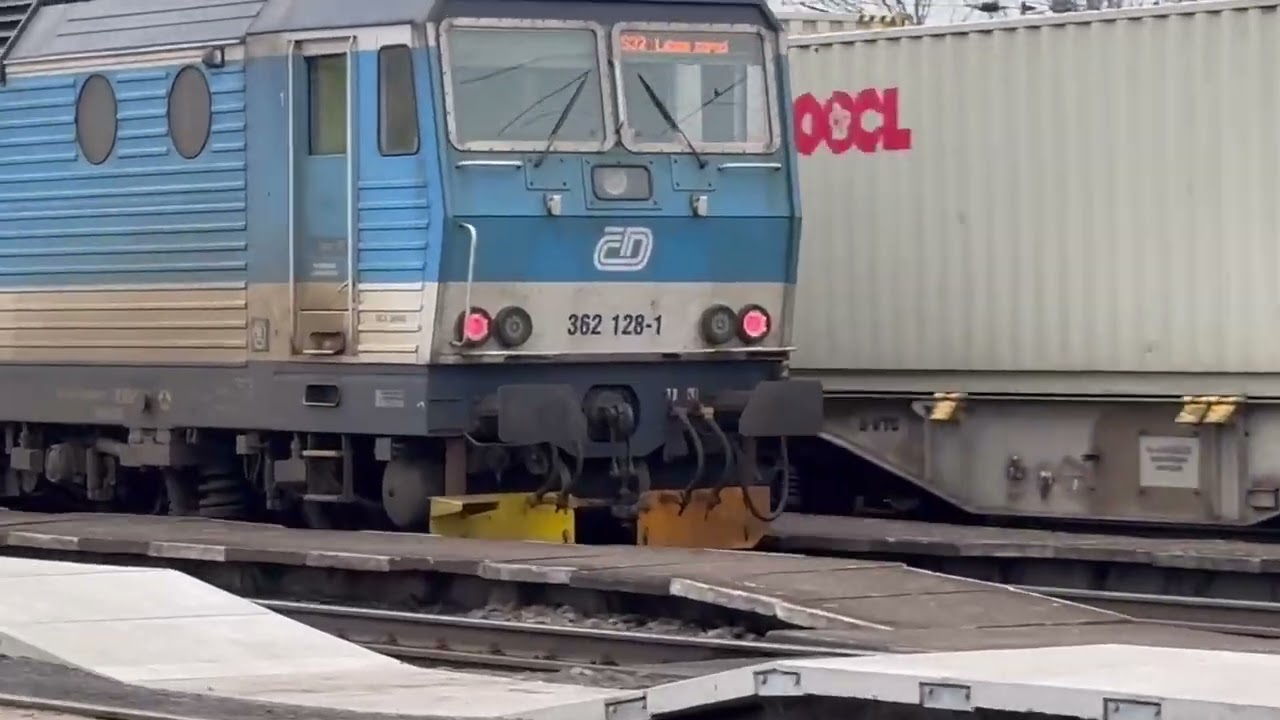 Vlaky v Mělníku zase #vlaky #vlak #train #trainspotting #viral #youtubevideo #youtuber #youtube 