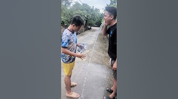 Robot vòi nước sắc màu #funny #comedy #shorts