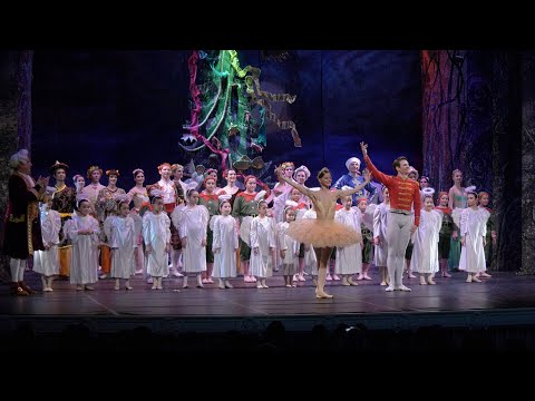 Los mejores momentos del Ballet Imperial Ruso y los niños de Coppelia en el Bergidum