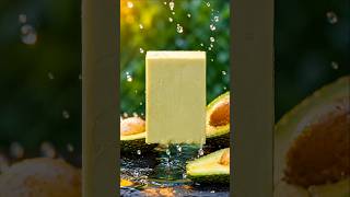 🥑🌿 पेड़ों पर उगता है मक्खन? देखिए जादुई Avocado Soap बनाने का देसी तरीका! ✨🧼#villagelife  #Shorts