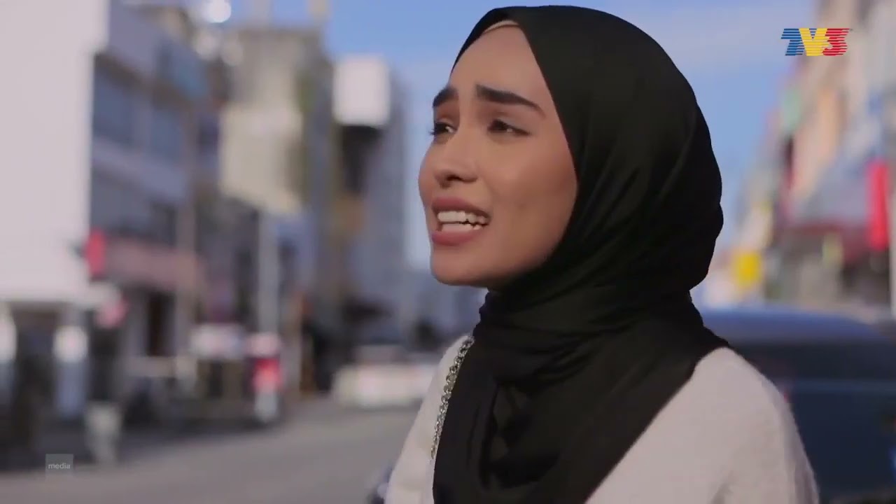 [CLIP] Kekasih Hati Mr Bodyguard: Ep 17 - Awak Boleh Tak Cemburu Tak Bertempat? | Tonton