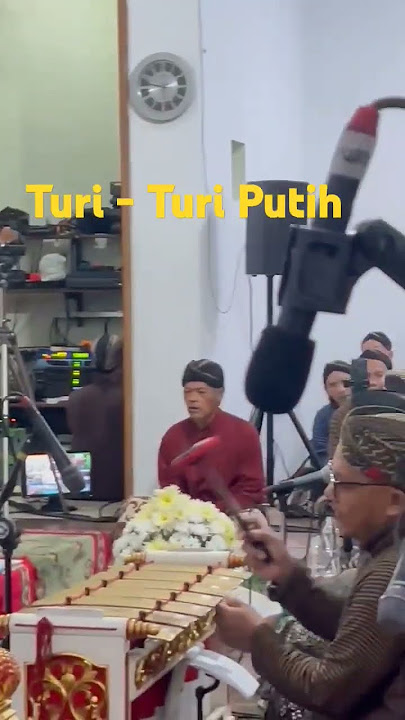 Gus Fuad Plered Nyanyikan Lagu Turi - Turi Putih #gamelansholawat