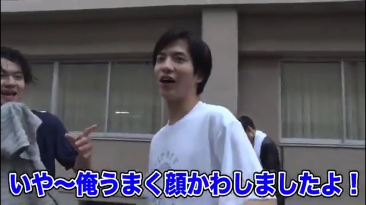 Splashing Water (Behind the Scenes) | 走れ！T校バスケット部 / Hashire! T Ko Basuketto Bu behind the scenes robo en las alturas