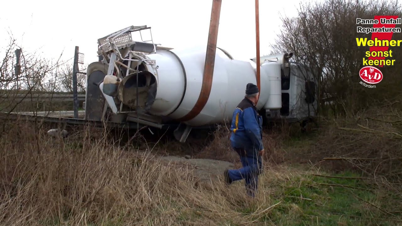 Bergung eines LKW s / Betonmischers durch Mario Wehner