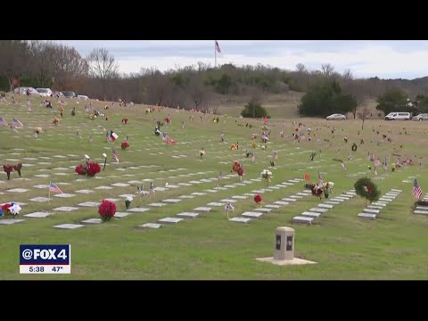 Wreaths Across America: