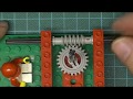 Worm gear and velocity ratio explained using Lego