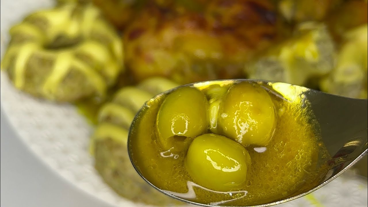 طاجين الزيتون بالدجاج الوصفة التقليدية الاصلية مع سر لونه الاخضر ومرقته الخاثرة