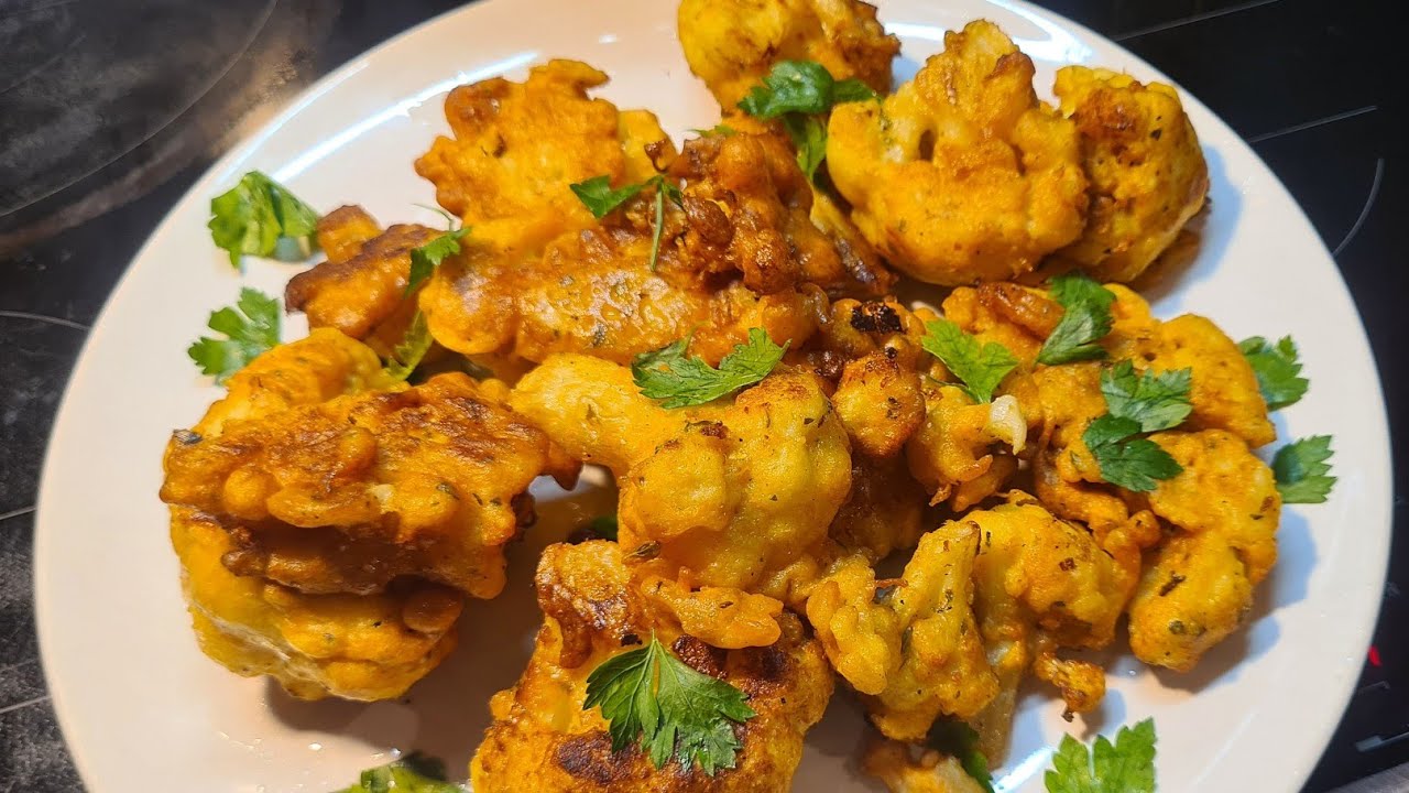 Lulelakër e Skuqur Krispy. Receta Me Qumësht, Vezë dhe Erëza.