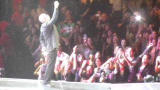 PitBull - Get on the floor - Euphoria Tour: at Staples Center LA 10-06-11