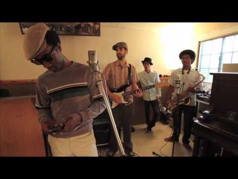 Aloe Blacc: Studio Take Outs mp3 ke stažení