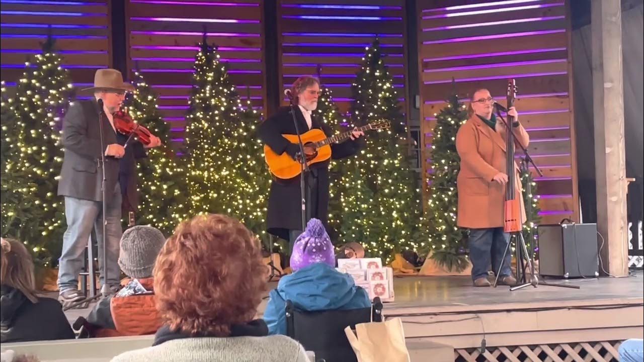 String Band Christmas Dollywood 2022 YouTube