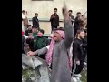 أردني يحمل شظايا صاروخ في الزرقاء عمون الأردن