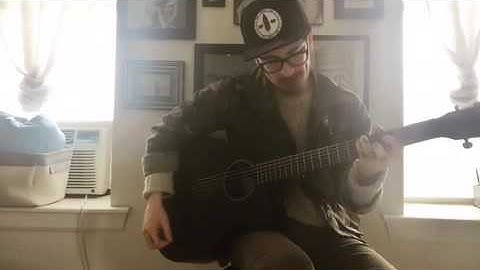 Stepback leopard - footsteps in the snow