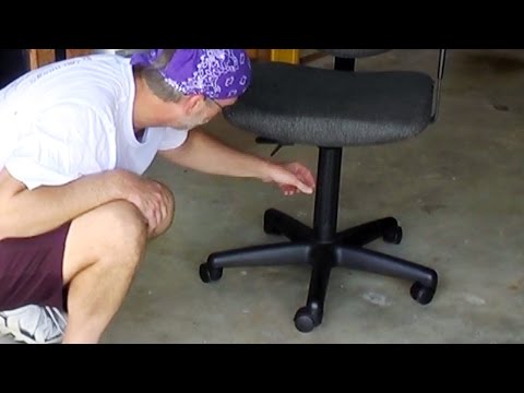 فيديو: لماذا يغرق كرسي مكتبي؟