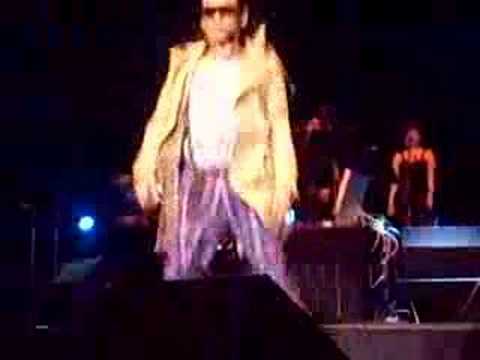 Alex To - Dance Break