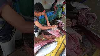 Smooth fresh tuna filleting process #fypシ゚viral #tuna_fish_cutting #shorts #seafood